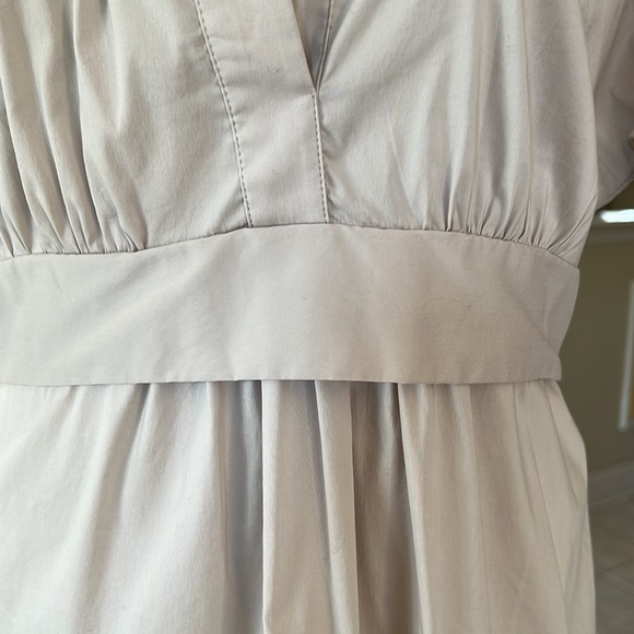 BCBGMAXAZRIA Cream Top Size Medium M - Picture 4 of 8